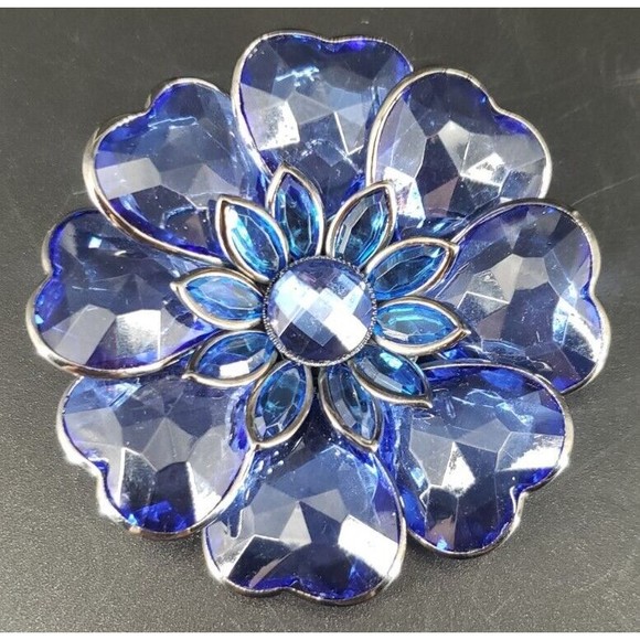 Vintage Joan Rivers Large Blue Lucite & Rhinestone Flower Brooch - Picture 1 of 6